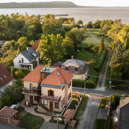 Greta Villa